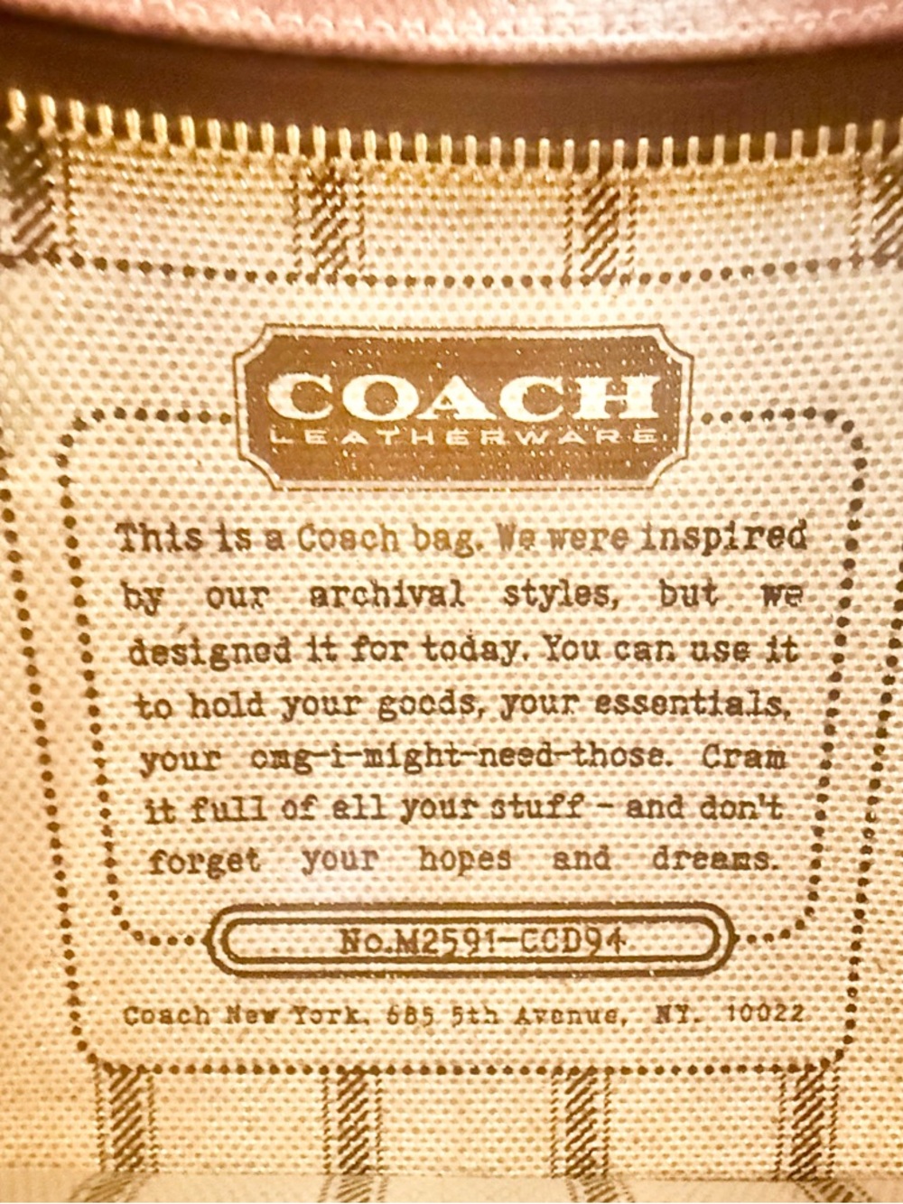 COACH Taxi Tote 21 in Pink Sable - CCD94 - Picture 11 of 12
